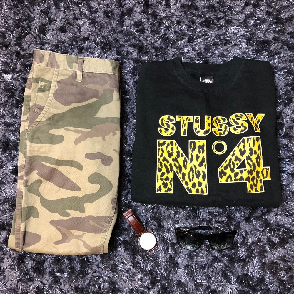 Stussy sweater
